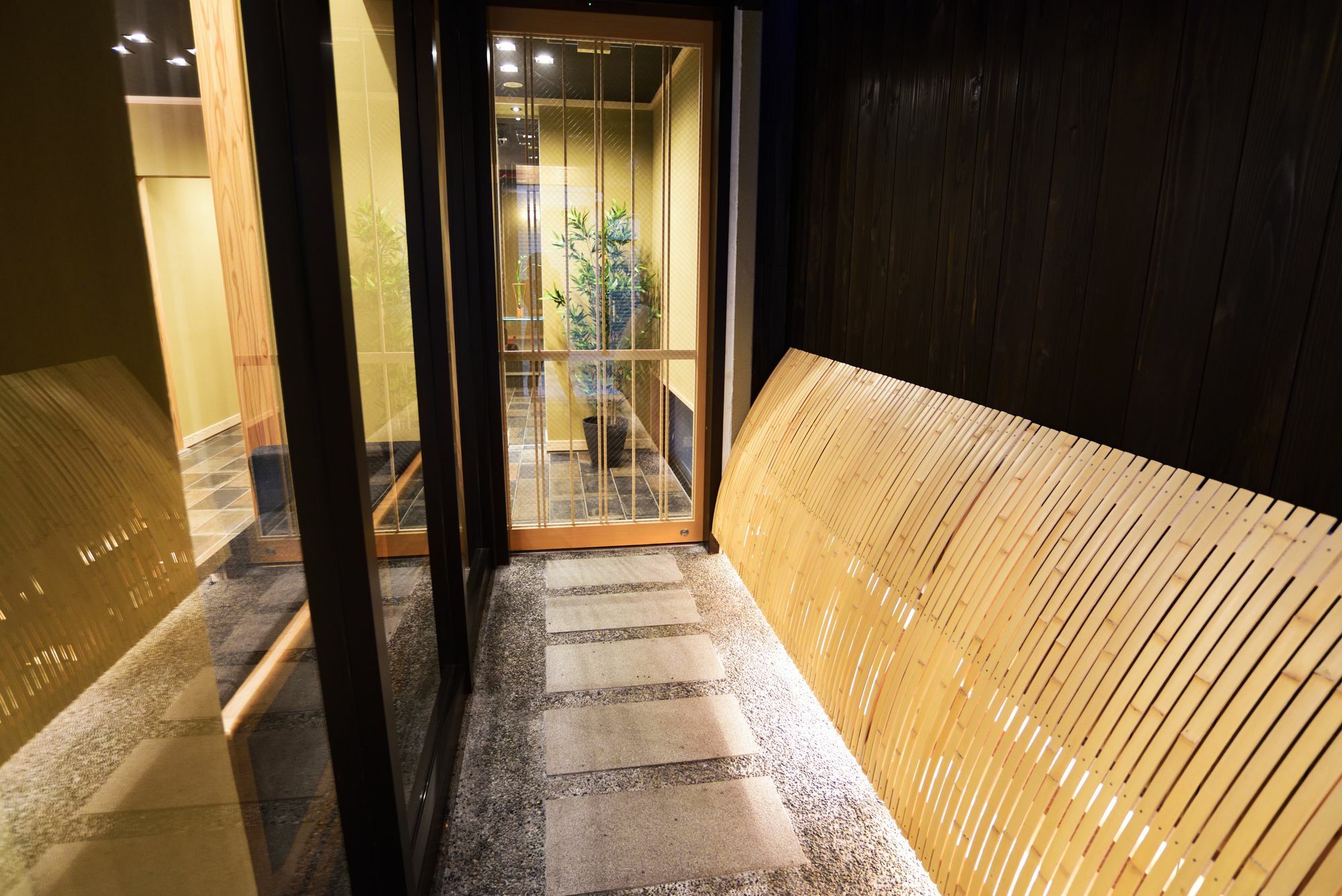 Ryokan Hanare Ōsaka Extérieur photo